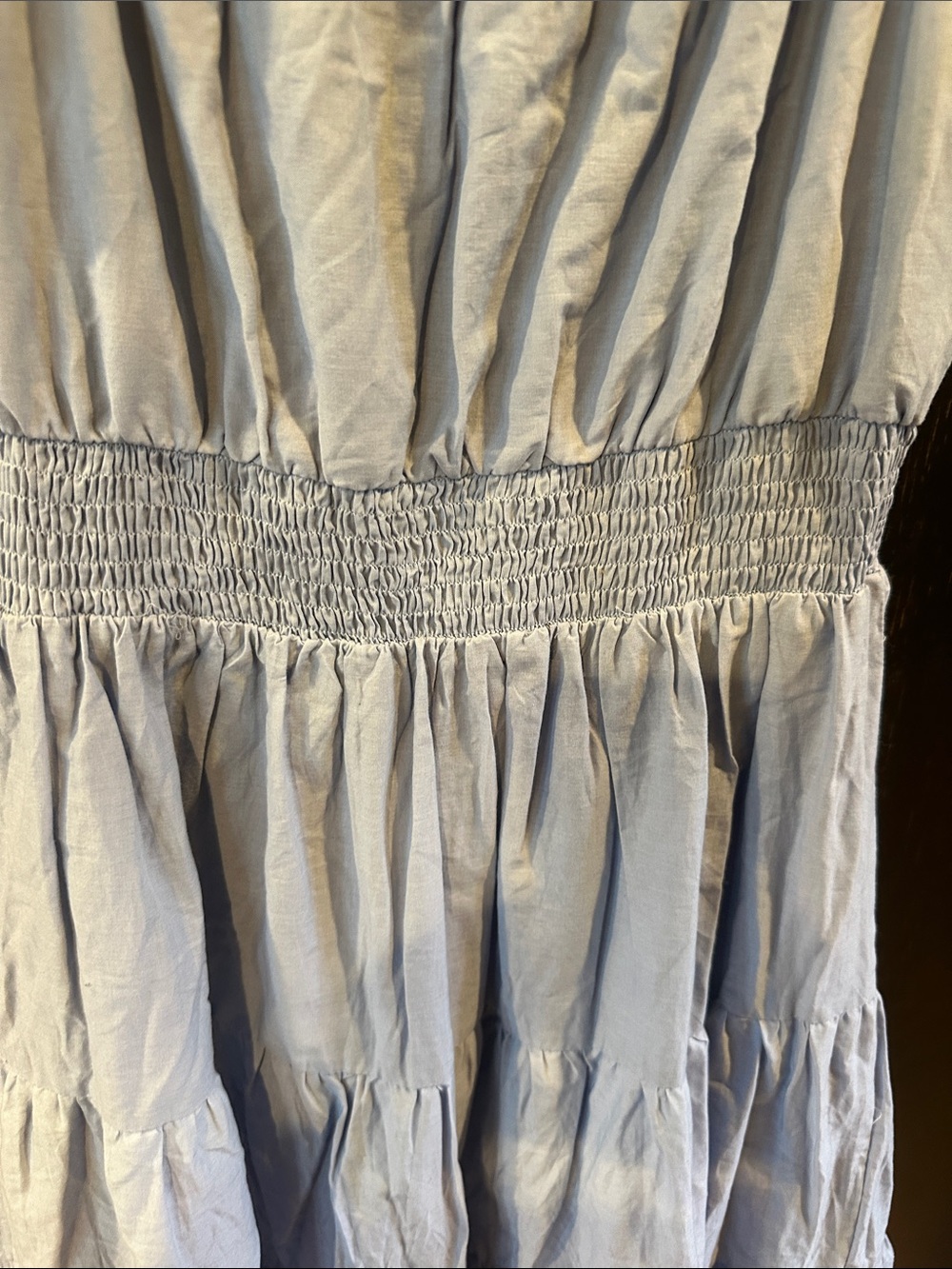 En Saison Blue Smocked Tiered
Midi Dress SZ Small - Picture 10 of 14